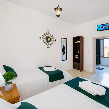 Апартаменти Emerald Dream House *