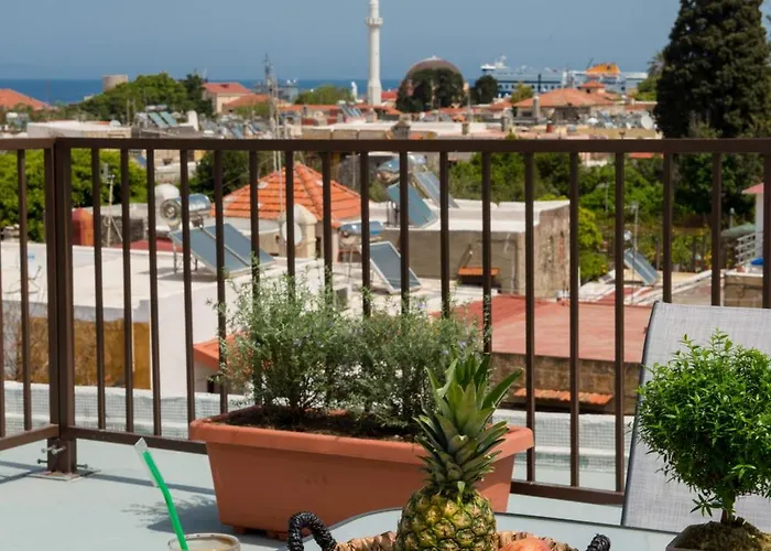 Emerald Dream House Апартаменти